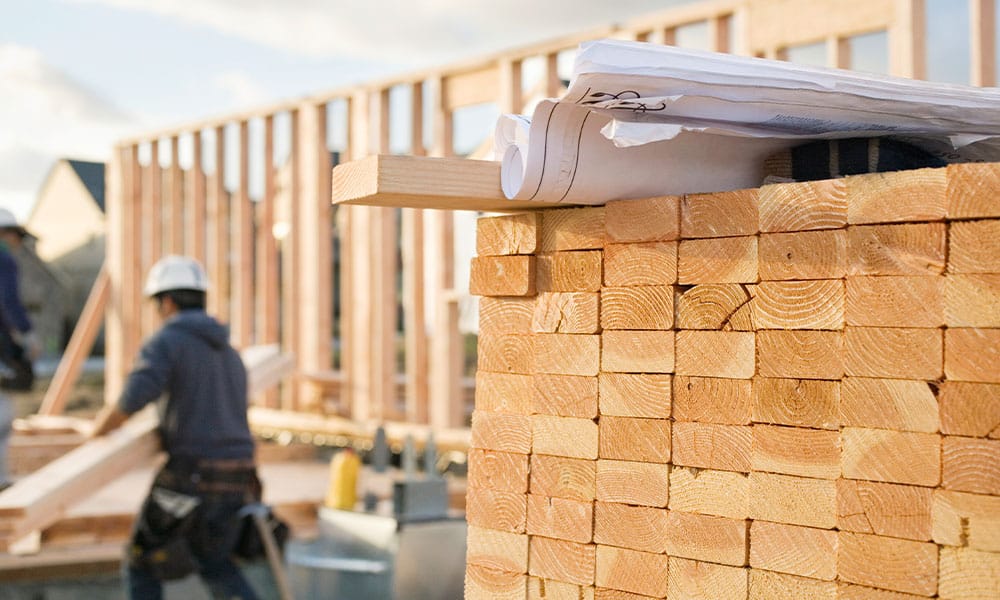 construction site in Los Angeles that is complying with environmental real estate laws